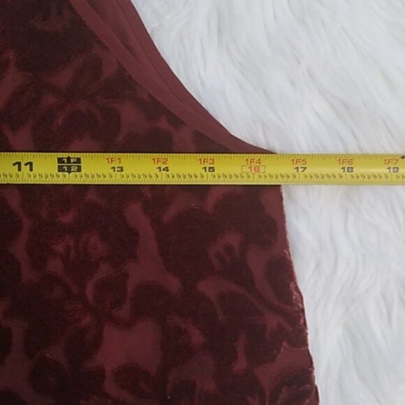 Forever 21 Ornate Velvet Crop Top in Red Rust - Picture 14 of 15